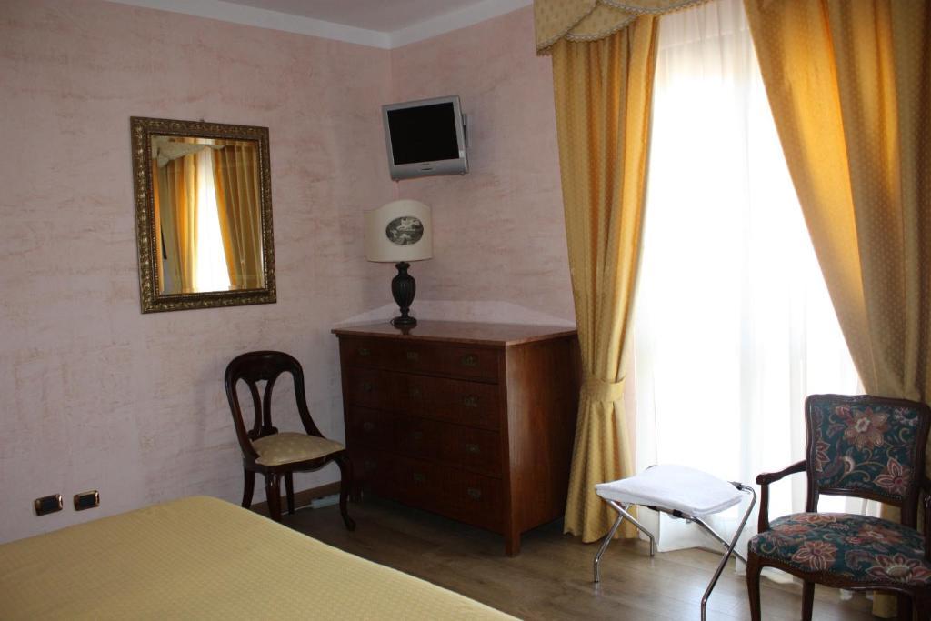 Hotel Sant'Agostino Paola Quarto foto